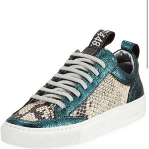 p448 soho low top blue green glitter metallic snake print sneaker size 38